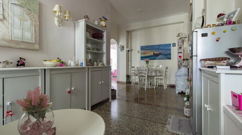 Bilocale Viale Ippocrate
